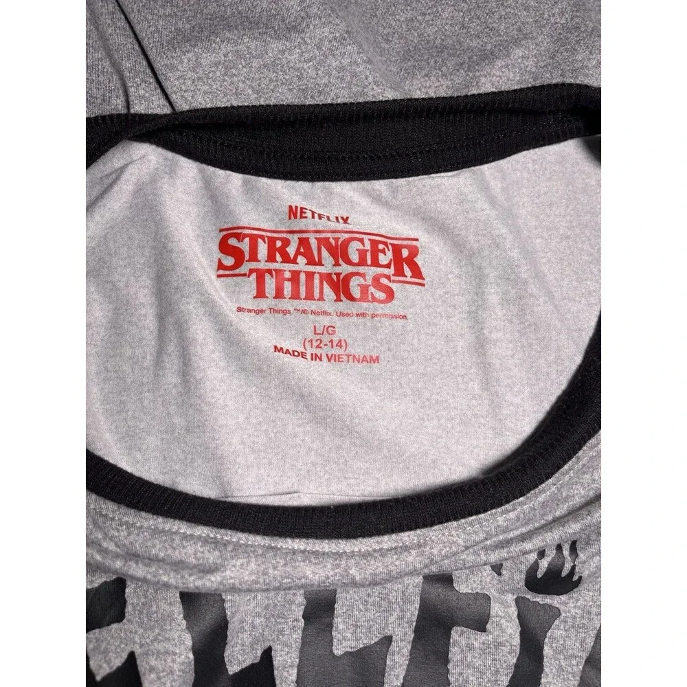 Stranger Things Hellfire Club Graphic Long Sleeve Top/night dress Size L (12-14)